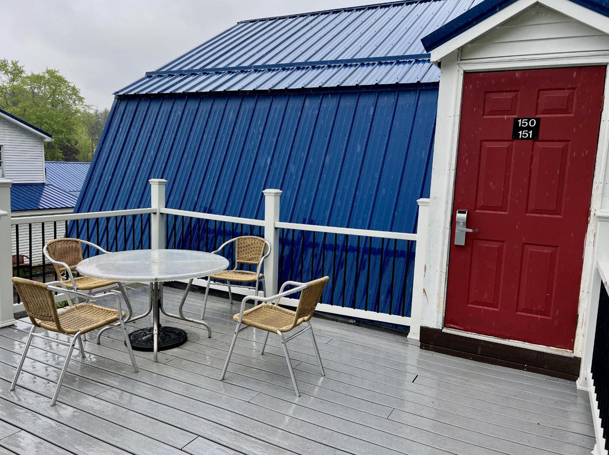 Economy Lodge 682 Main St Sturbridge Bagian luar foto
